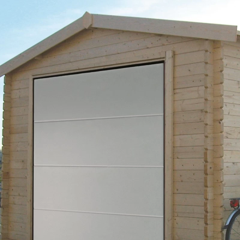 Garage 19,26m² Avec Porte Sectionnelle Motorisée Madriers 40mm SOLID 2 Garage 19,26m² Avec Porte Sectionnelle Motorisée Madriers 40mm SOLID – Image 2