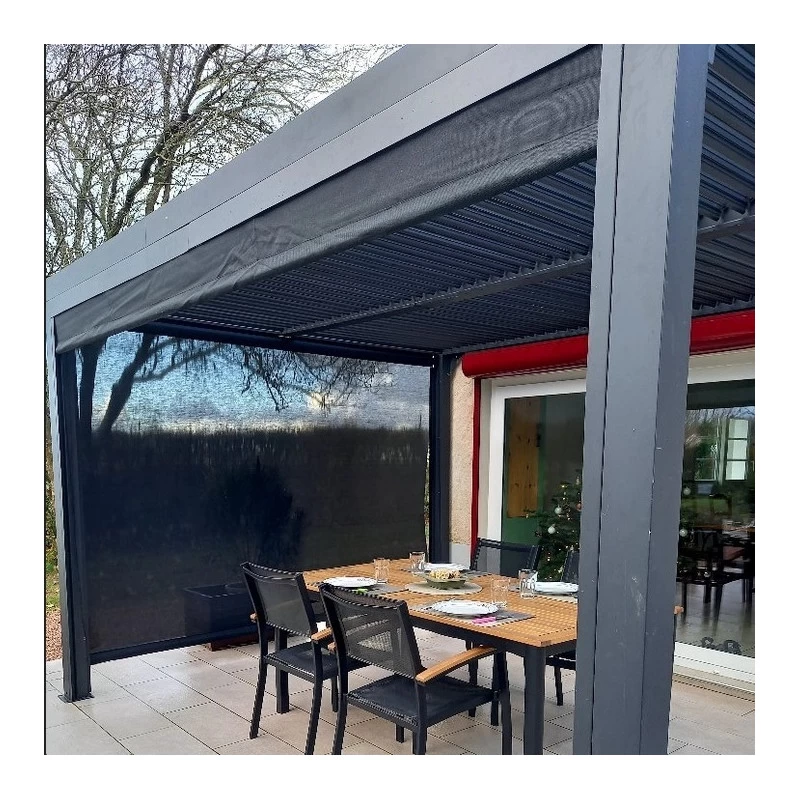 Pergola Bioclimatique Aluminium Anthracite 10,80m² Toit Avec Lames Ovales Aluminium + 2 Rideaux Gris Pour Les Côtés – HABRITA 6 Pergola Bioclimatique Aluminium Anthracite 10,80m² Toit Avec Lames Ovales Aluminium + 2 Rideaux Gris Pour Les Côtés – HABRITA – Image 6